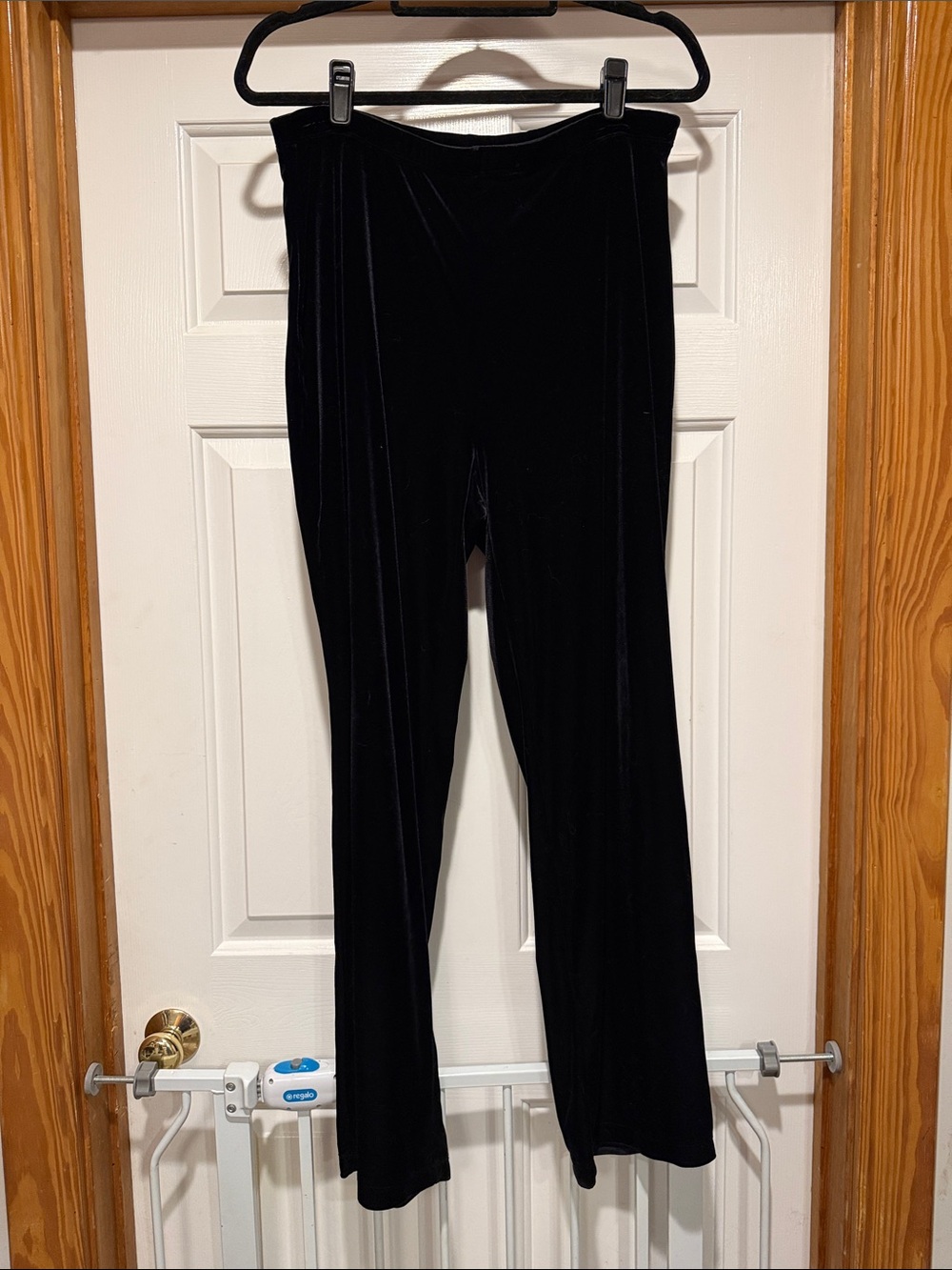 Emma James Black Velvet Wide Leg Pants Women’s Size Large.